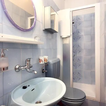 Apartments And Rooms By The Sea Racisce, Korcula - 4341 Gasthof 3*