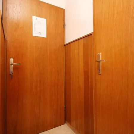 And By The Sea Racisce, Korcula - 4341 بيت ضيافة Račišće