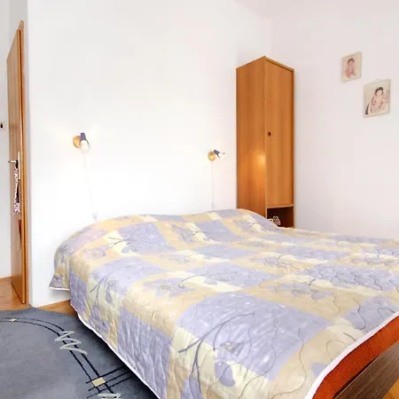 Guest house Apartments And Rooms By The Sea Racisce, Korcula - 4341